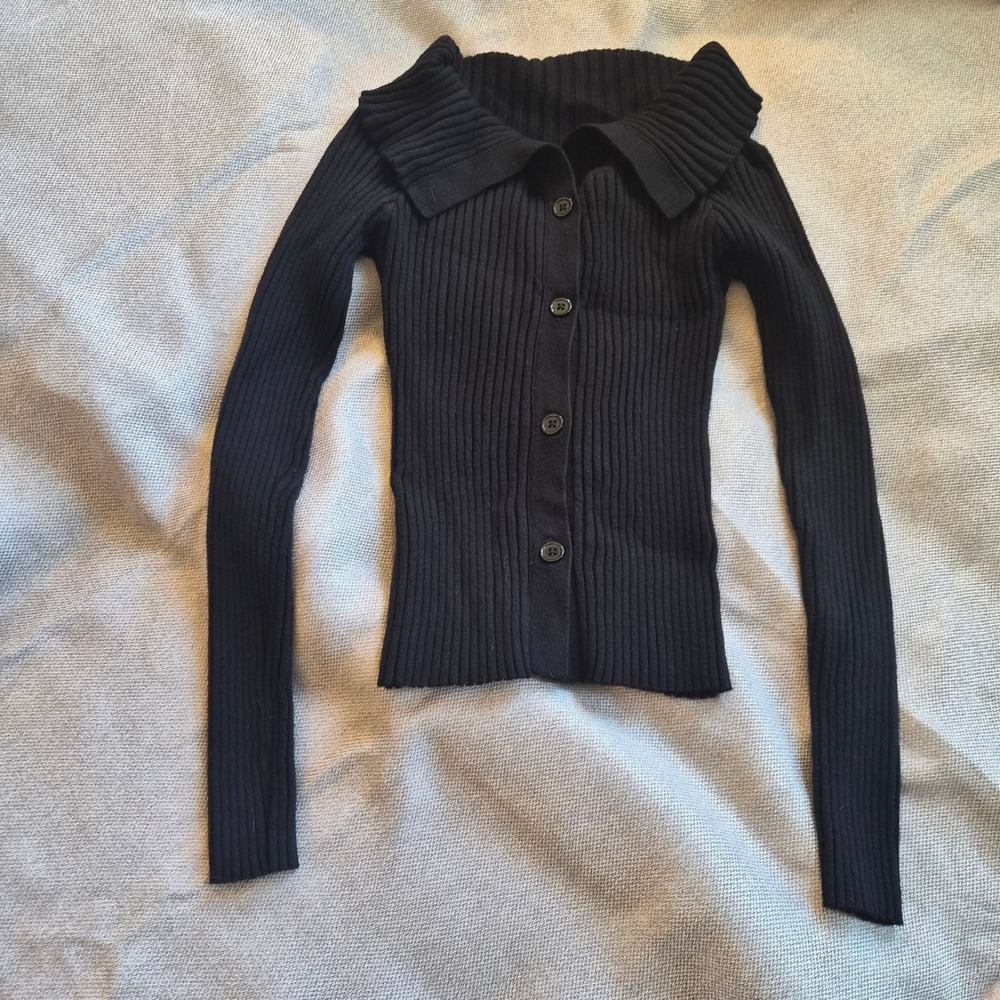PrettyLittleThing Black Ribbed Knit Button Front Cardigan Small Preppy Grunge